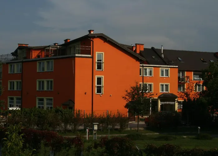 Hotel Daisy Budget